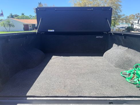 Used 2018 Toyota Tundra SR5 w/ SR5 Upgrade Package image 25