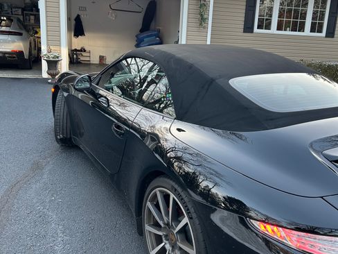 Used 2015 Porsche 911 Carrera S image 2