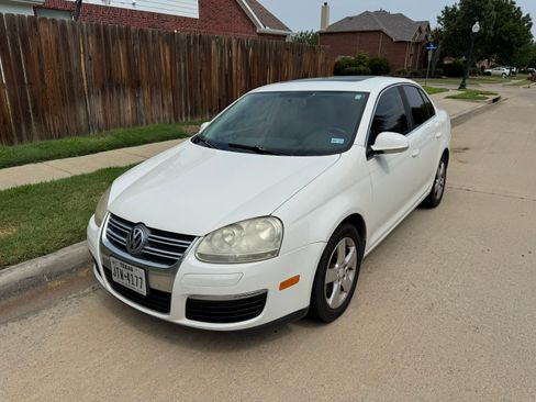 Used 2009 Volkswagen Jetta SE image 7