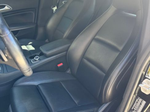 Used 2015 Mercedes-Benz CLA 250 4MATIC image 9