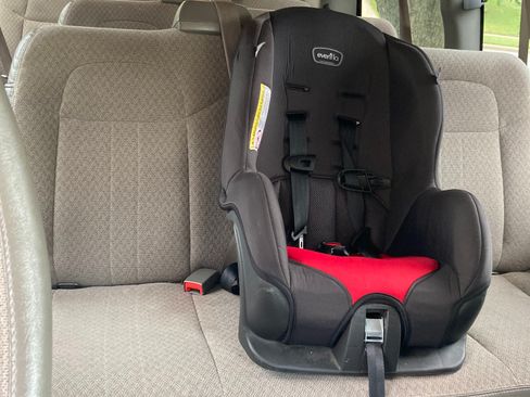 Used 2013 Chevrolet Express 2500 LS RWD image 8