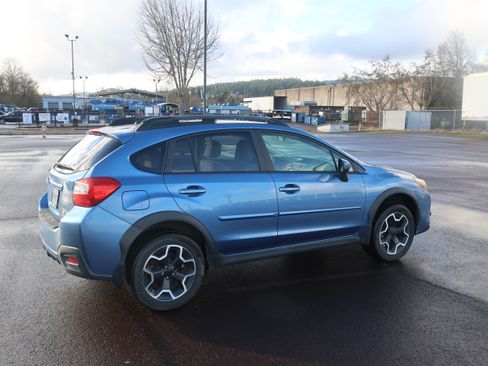Used 2015 Subaru Crosstrek 2.0i Premium image 11