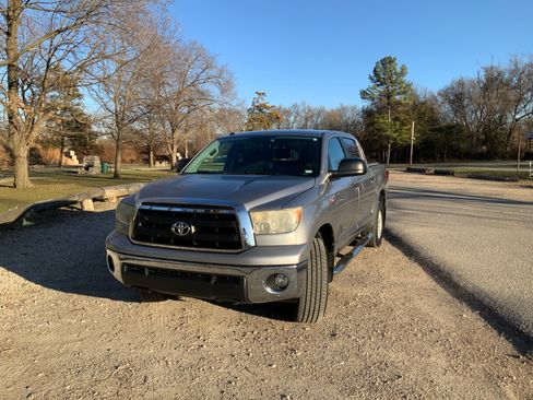 Used 2010 Toyota Tundra SR5 image 12