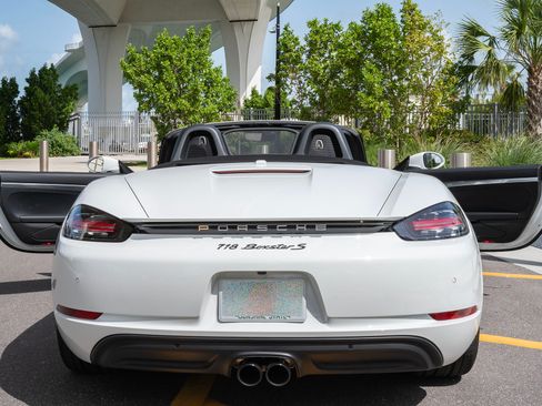 Used 2025 Porsche 718 Boxster S image 9
