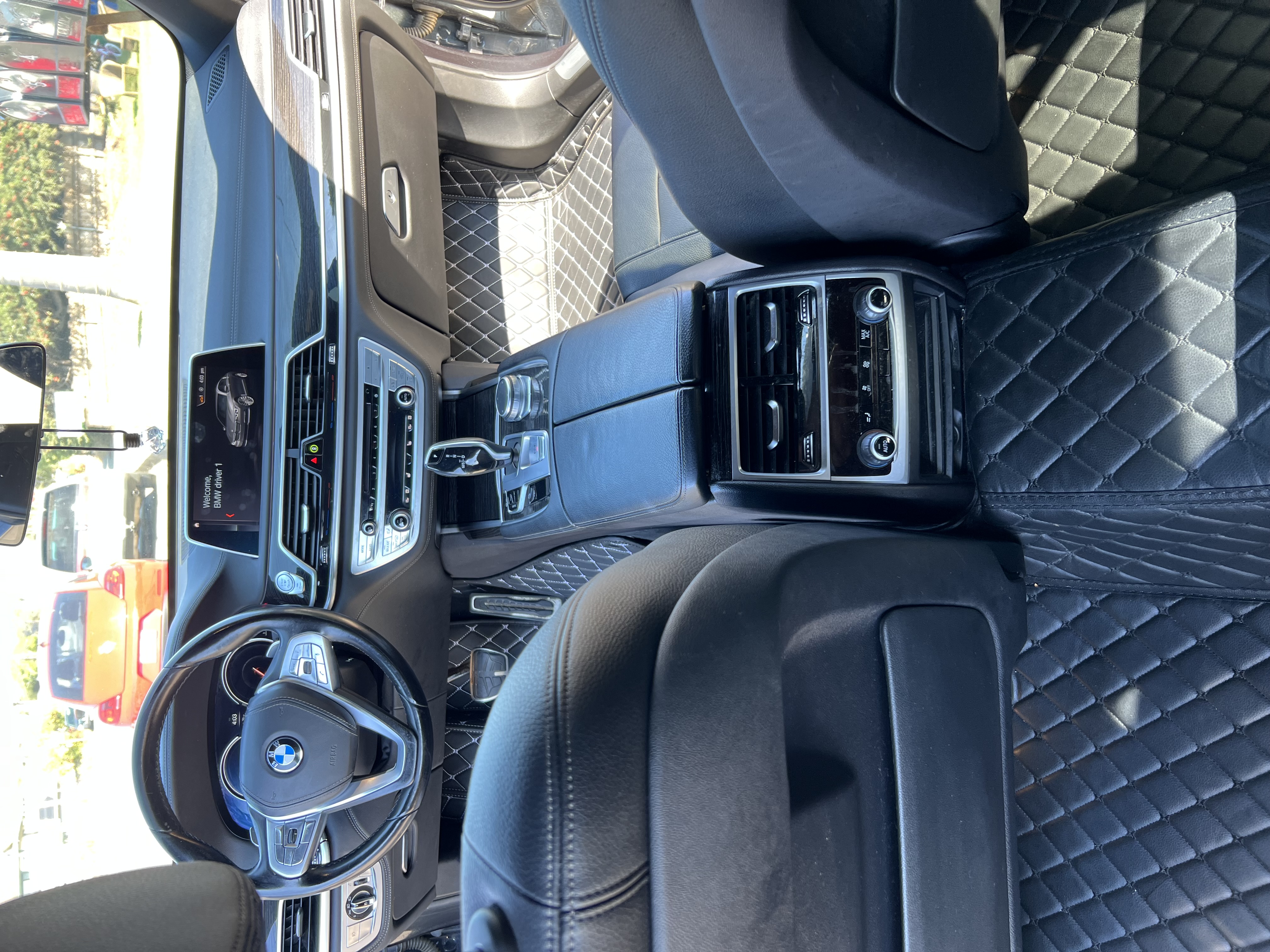 Used 2019 BMW 740i w/ M Sport Package RWD image 12