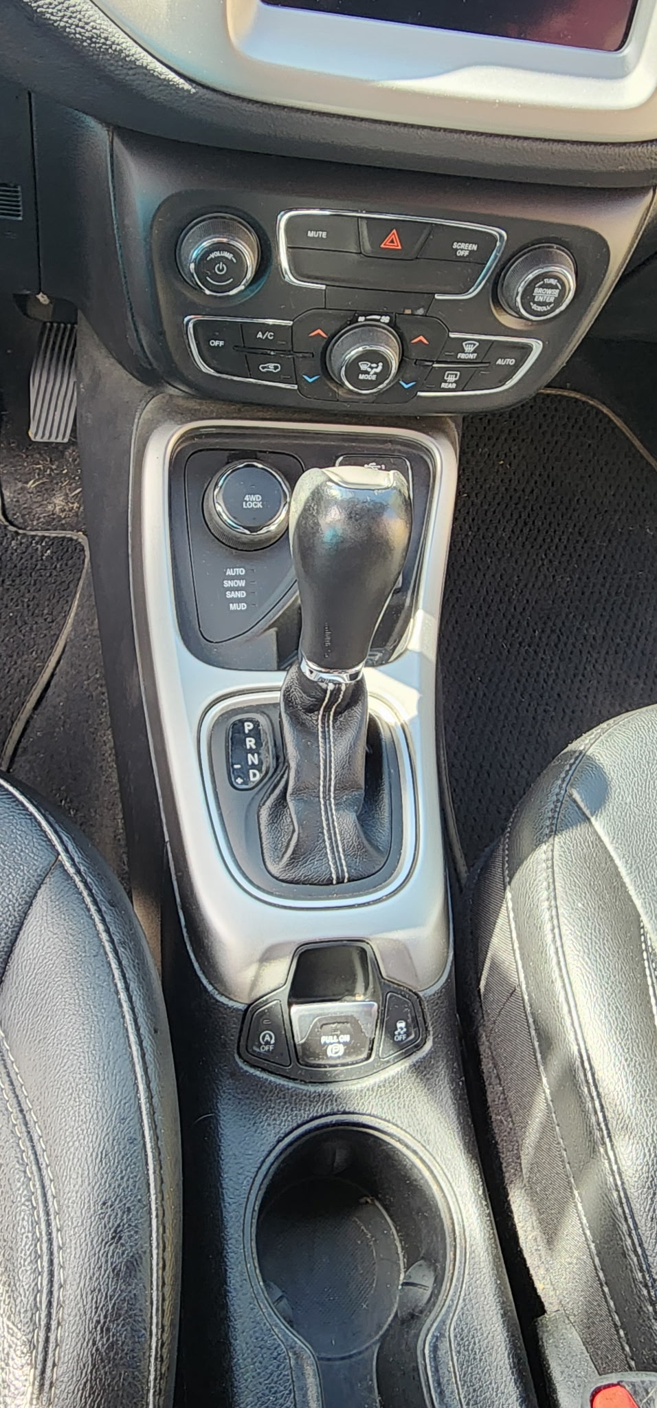 Used 2021 Jeep Compass Latitude AWD/4WD image 18
