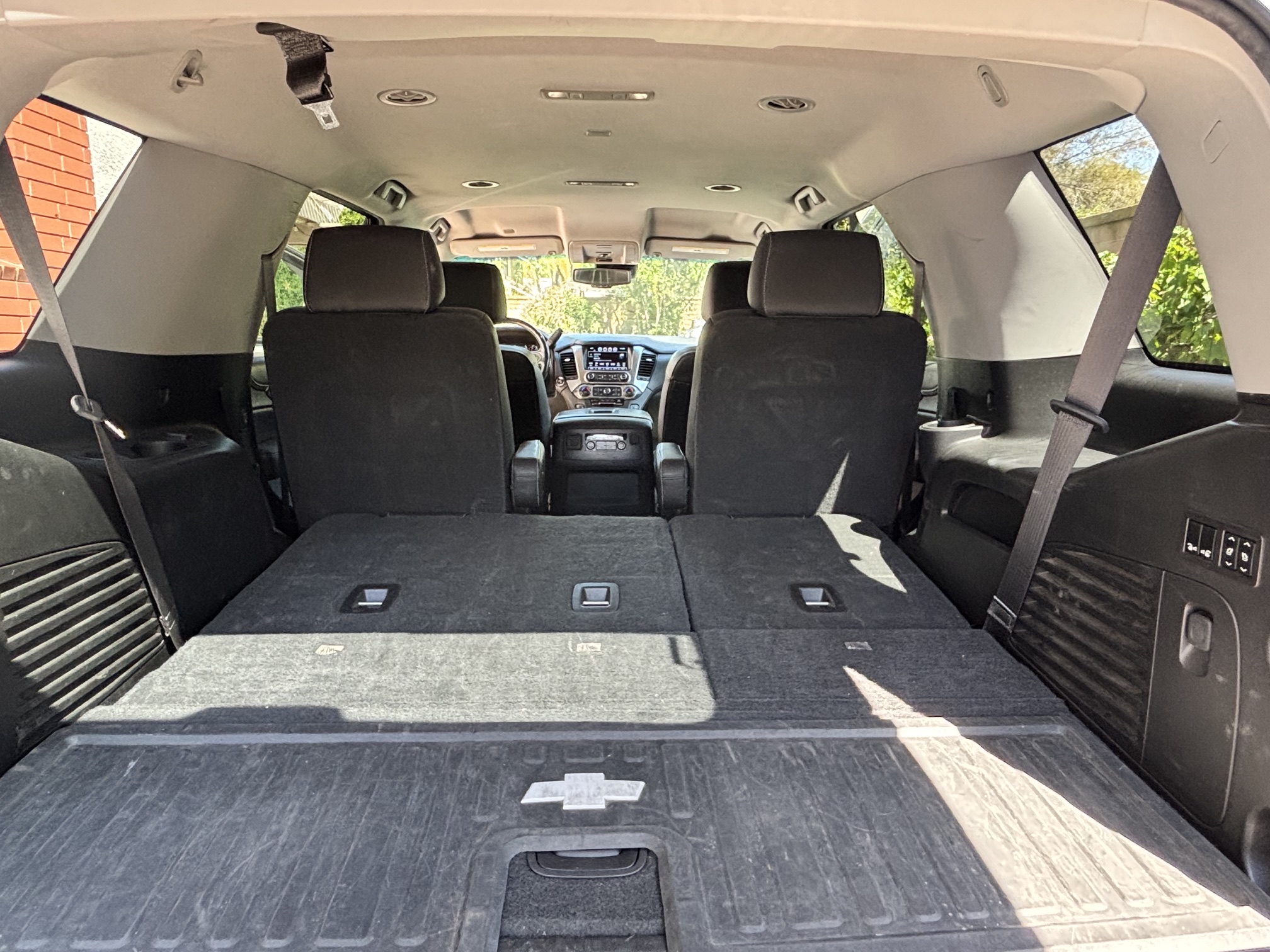 Used 2018 Chevrolet Tahoe Premier w/ RST 6.2L Performance Edition RWD image 23