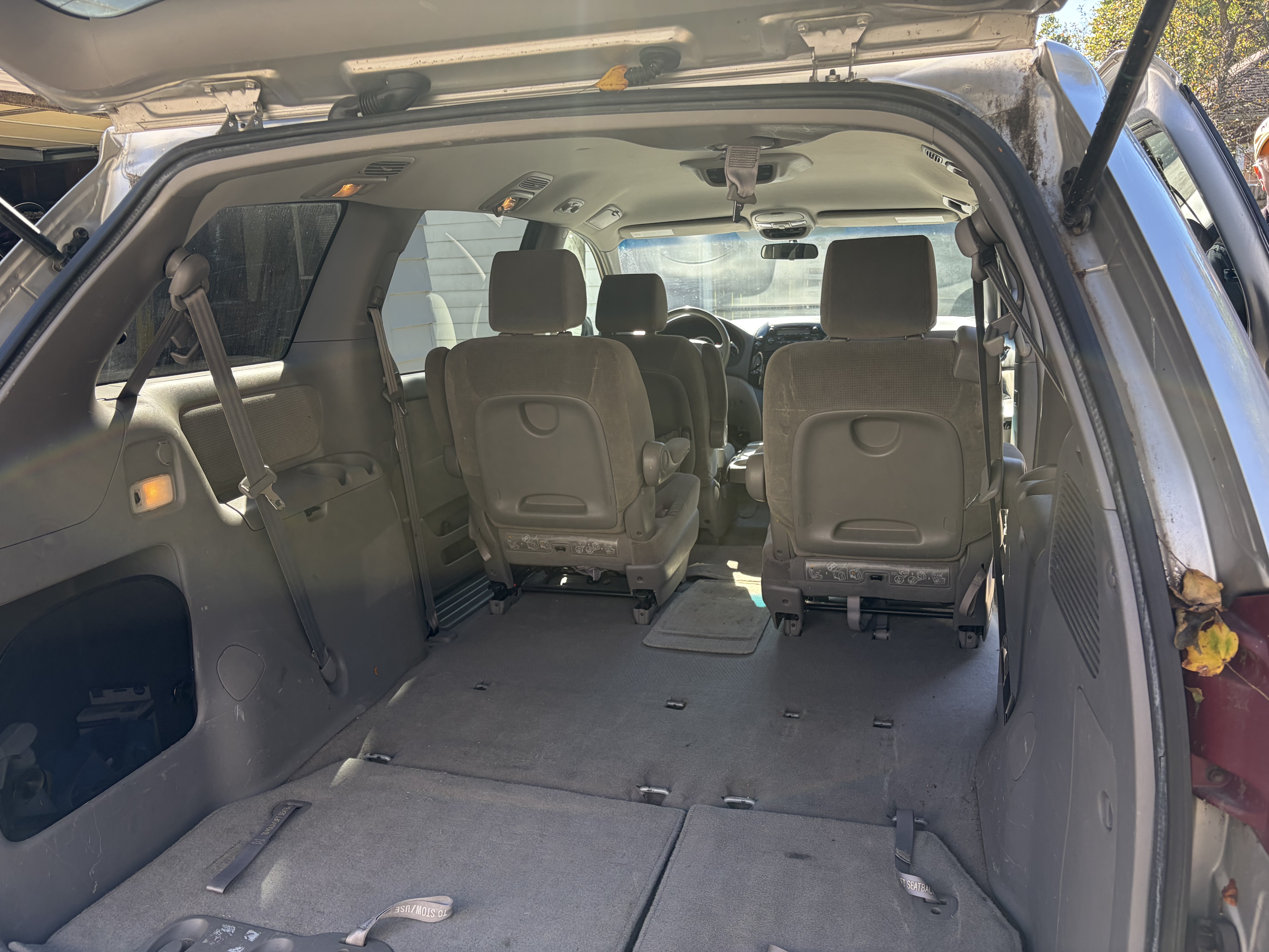 Used 2004 Toyota Sienna LE FWD image 8