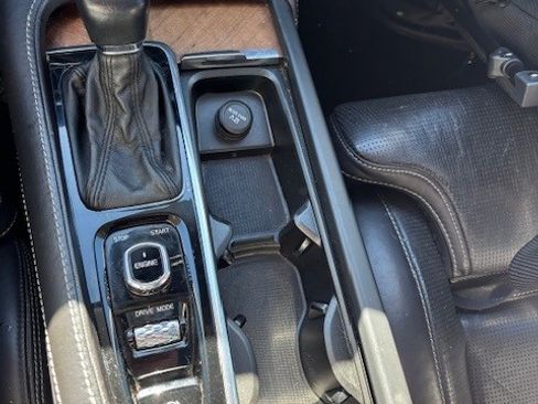 Used 2018 Volvo S90 T6 Inscription image 14