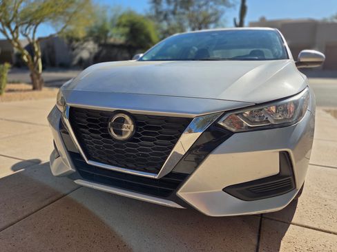 Used 2021 Nissan Sentra SV image 5