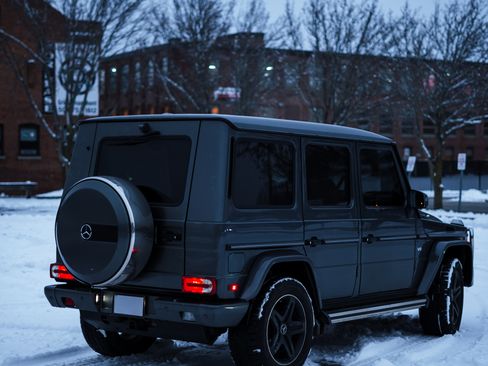 Used 2017 Mercedes-Benz G 550 G 550 Sport Utility 4D image 8