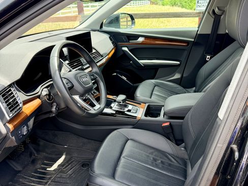 Used 2021 Audi Q5 2.0T Premium Plus w/ Premium Plus Package AWD/4WD image 18