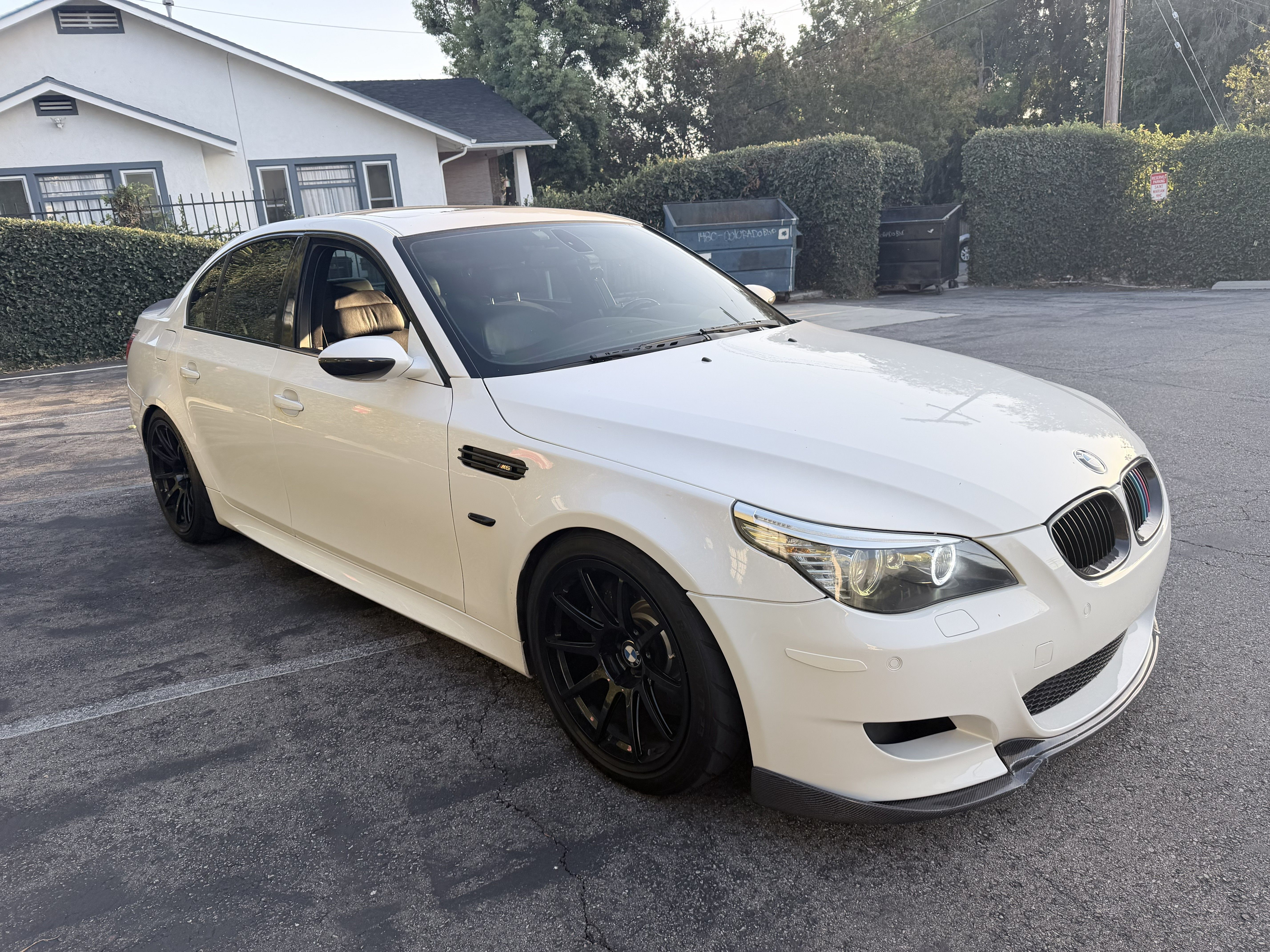 Used 2008 BMW M5 RWD image 2