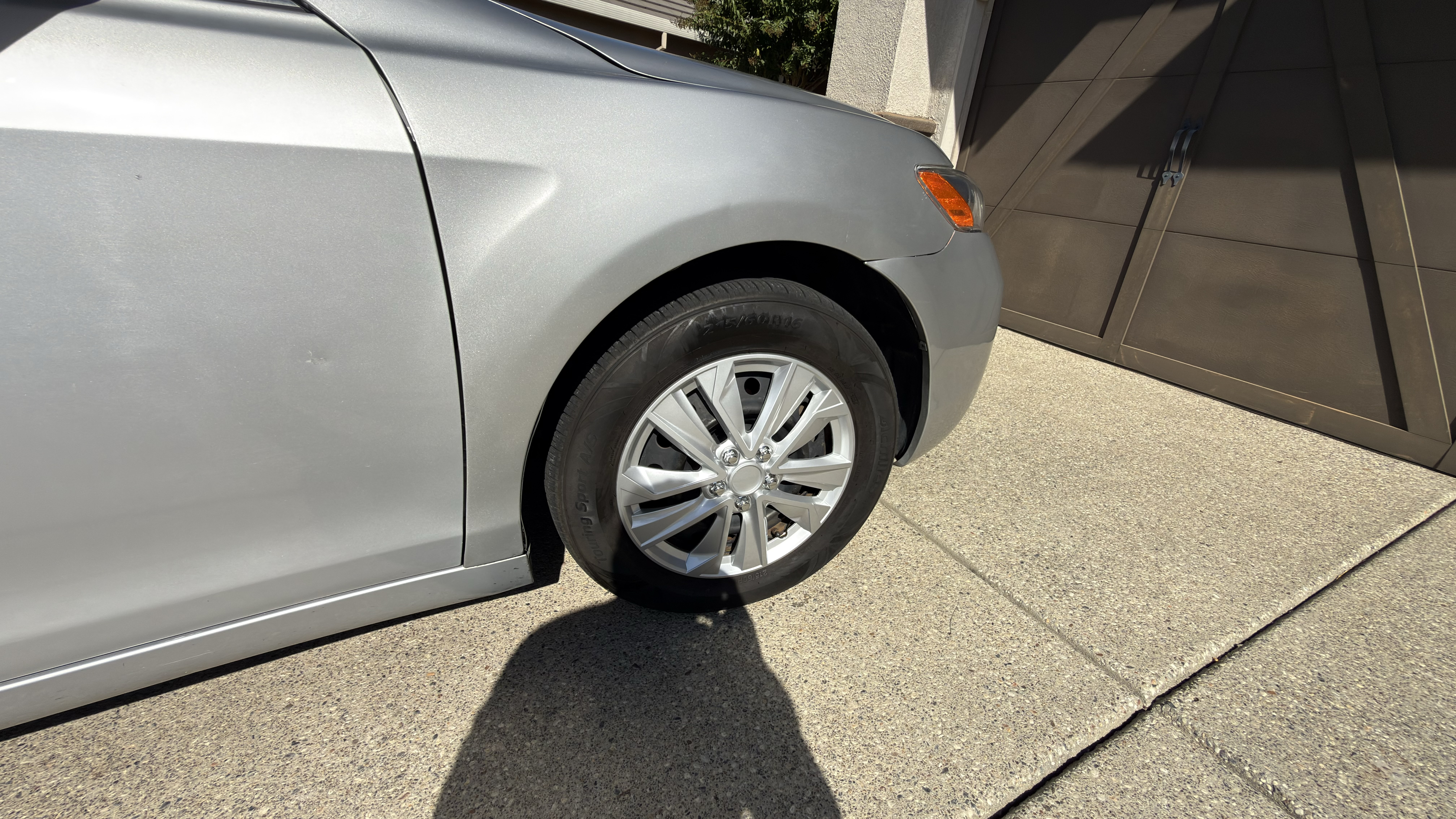 Used 2009 Toyota Camry LE FWD image 10
