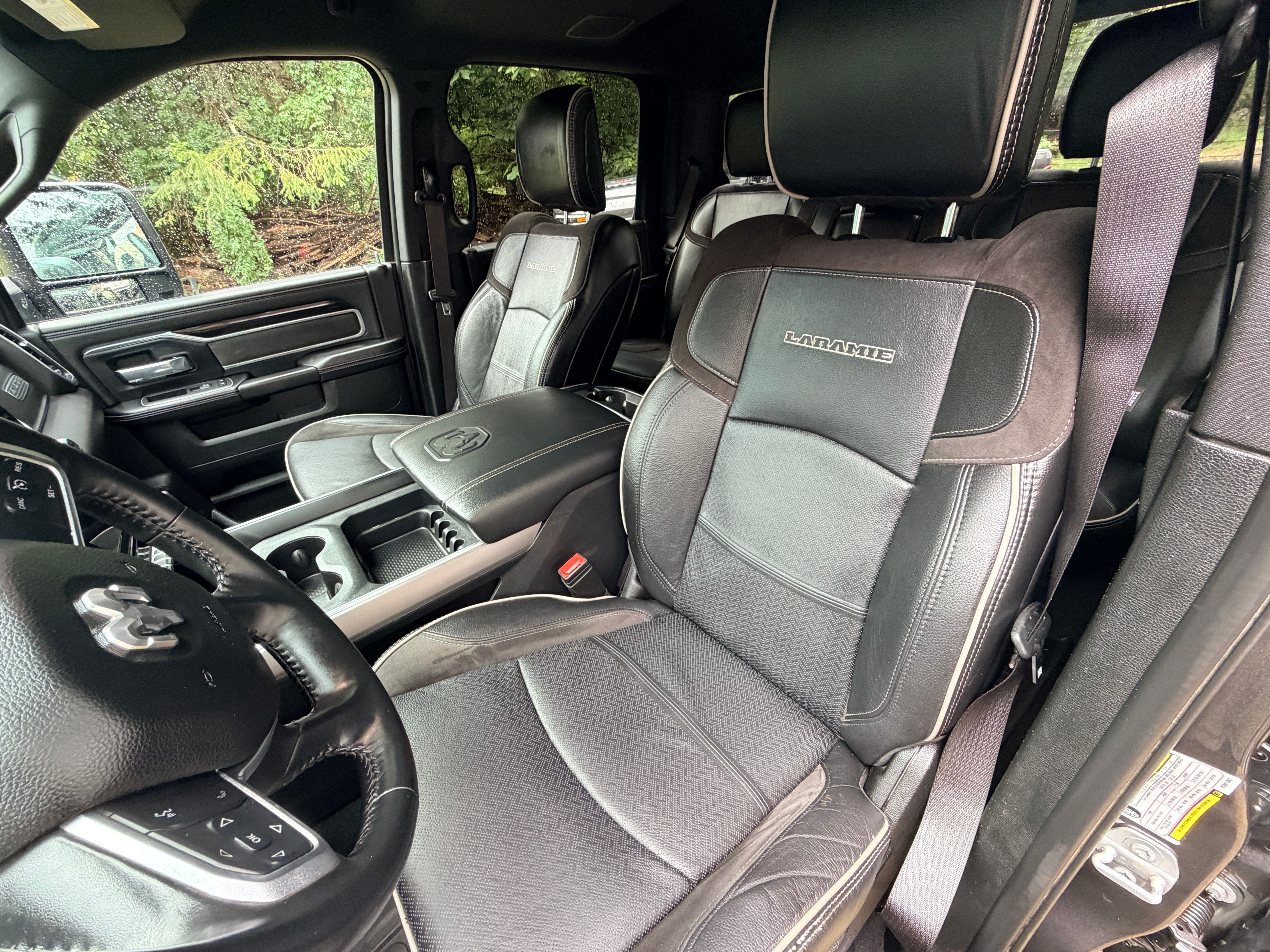 Used 2023 RAM 3500 Laramie AWD/4WD image 17