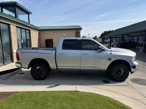 Used 2019 RAM 1500 Big Horn w/ Rambox Value Package AWD/4WD image 4