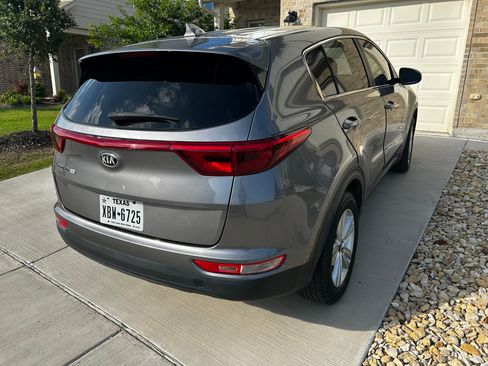 Used 2017 Kia Sportage LX FWD image 6