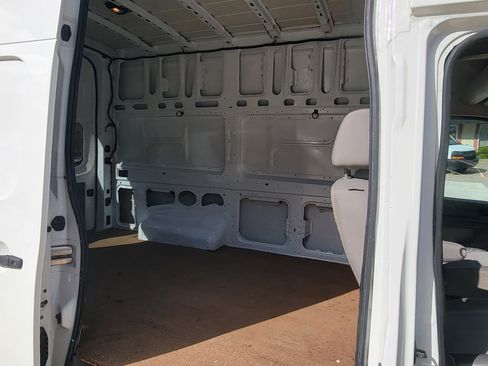 Used 2014 Nissan NV 2500 S w/ Power Basic Package image 9