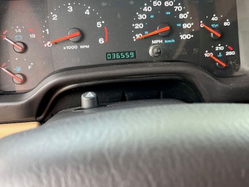 Used 2001 Jeep Wrangler Sahara image 9