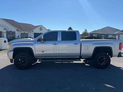 Used 2018 GMC Sierra 2500 Denali w/ Duramax Plus Package