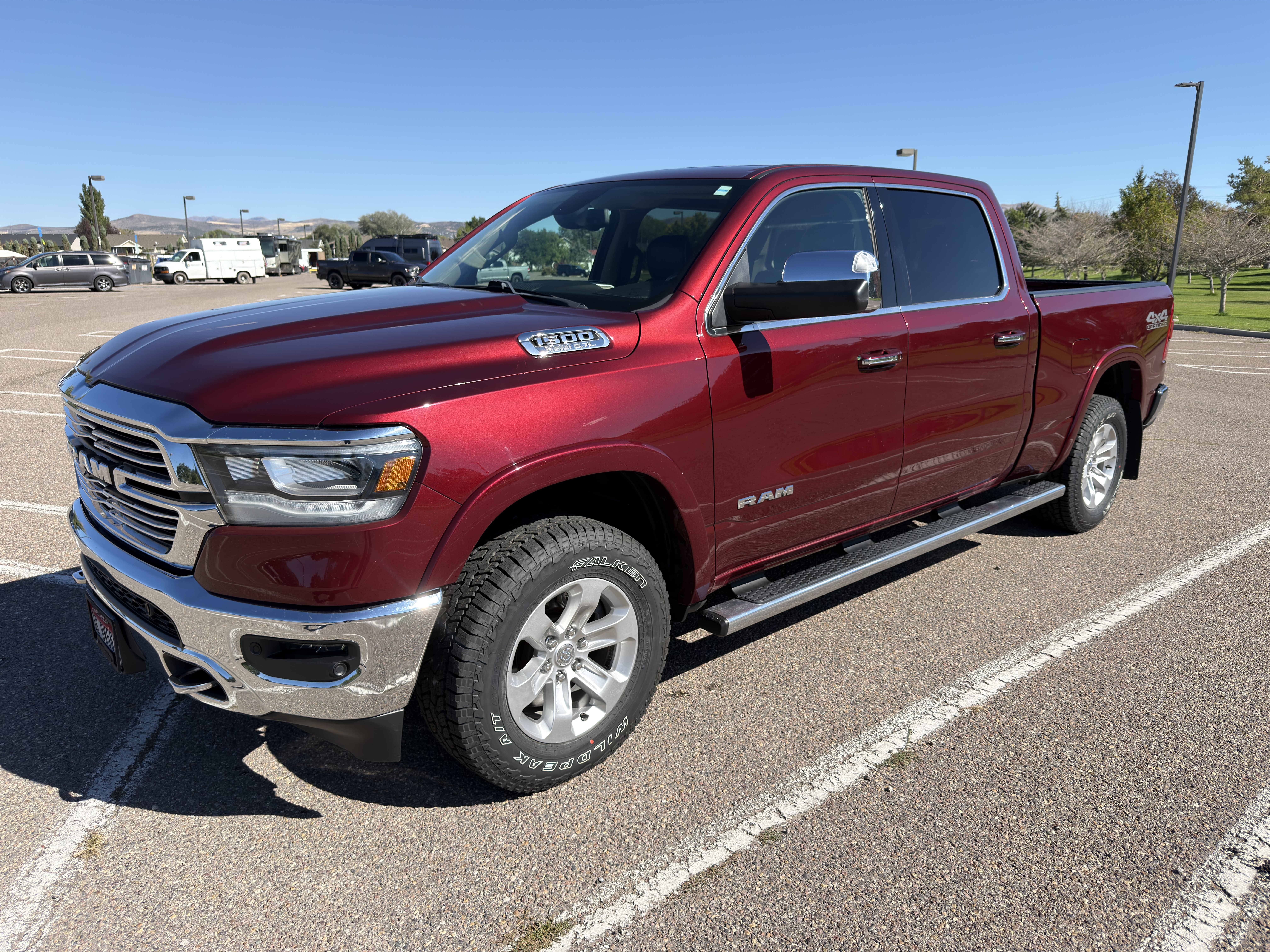 Used 2020 RAM 1500 Laramie AWD/4WD image 1