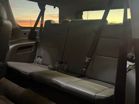 Used 2017 GMC Yukon XL Denali w/ Open Road Package AWD/4WD image 9