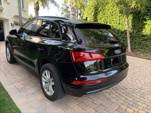 Used 2020 Audi Q5 2.0T Premium w/ Convenience Package image 6