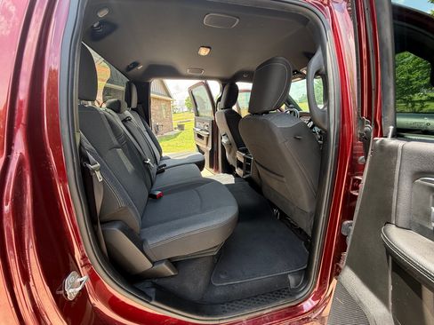 Used 2019 RAM 2500 Big Horn AWD/4WD image 10