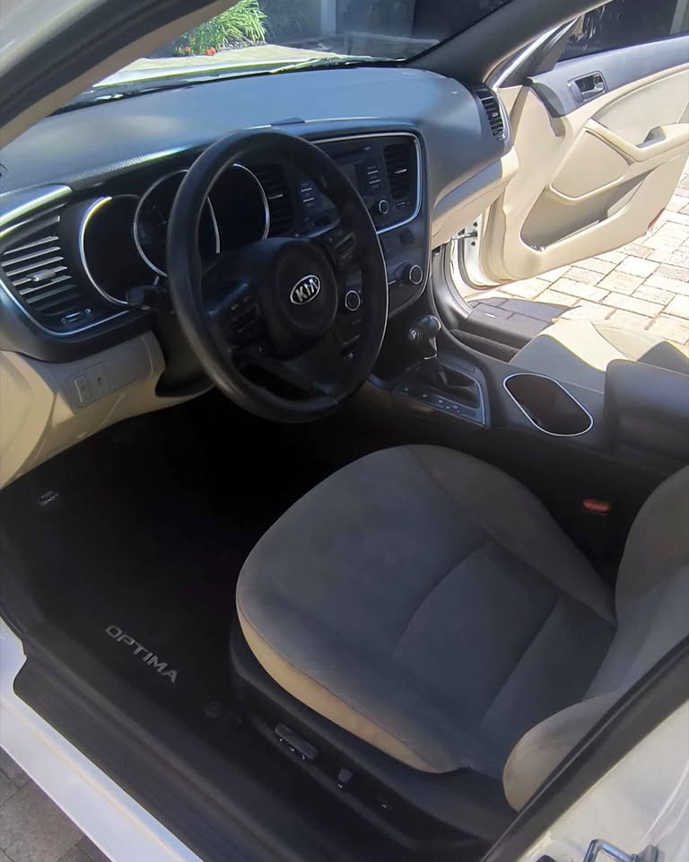 Used 2015 Kia Optima LX w/ LX Convenience Plus Package FWD image 6