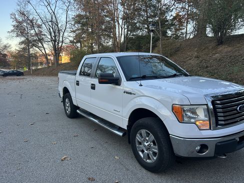 Used 2012 Ford F150 XLT w/ XLT Chrome Pkg image 4