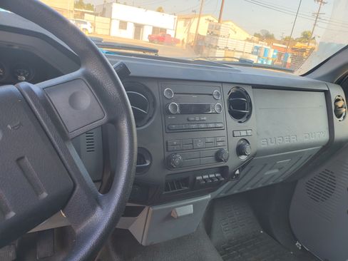 Used 2011 Ford F450 XL w/ XL Value Pkg image 11