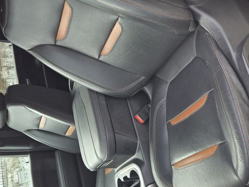 Used 2023 GMC Sierra 2500 AT4 w/ Gooseneck/5TH Wheel Package image 9