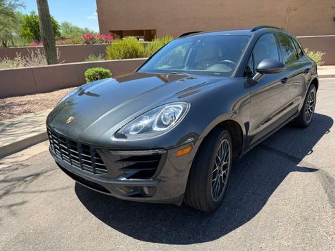Used 2017 Porsche Macan S AWD/4WD image 4