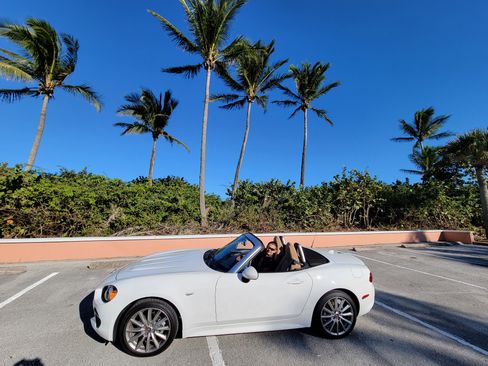 Used 2020 FIAT 124 Spider Lusso w/ Convenience Group image 4