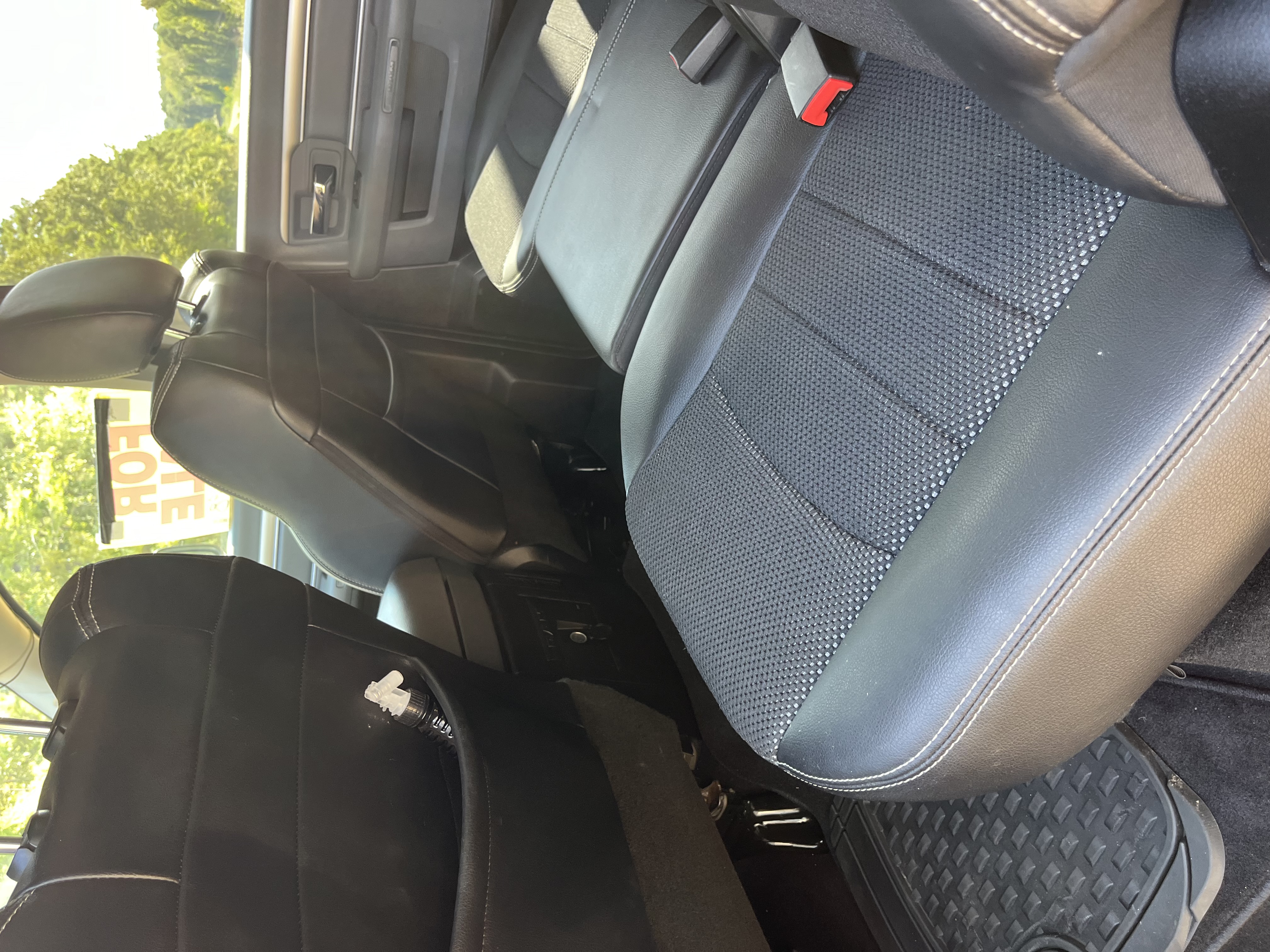 Used 2019 RAM 1500 Lone Star AWD/4WD image 4