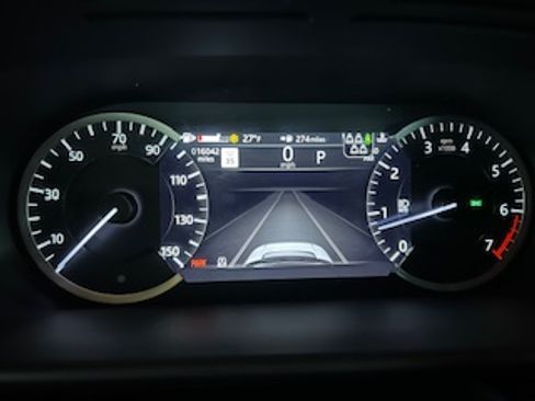 Used 2023 Land Rover Discovery S R-Dynamic image 2