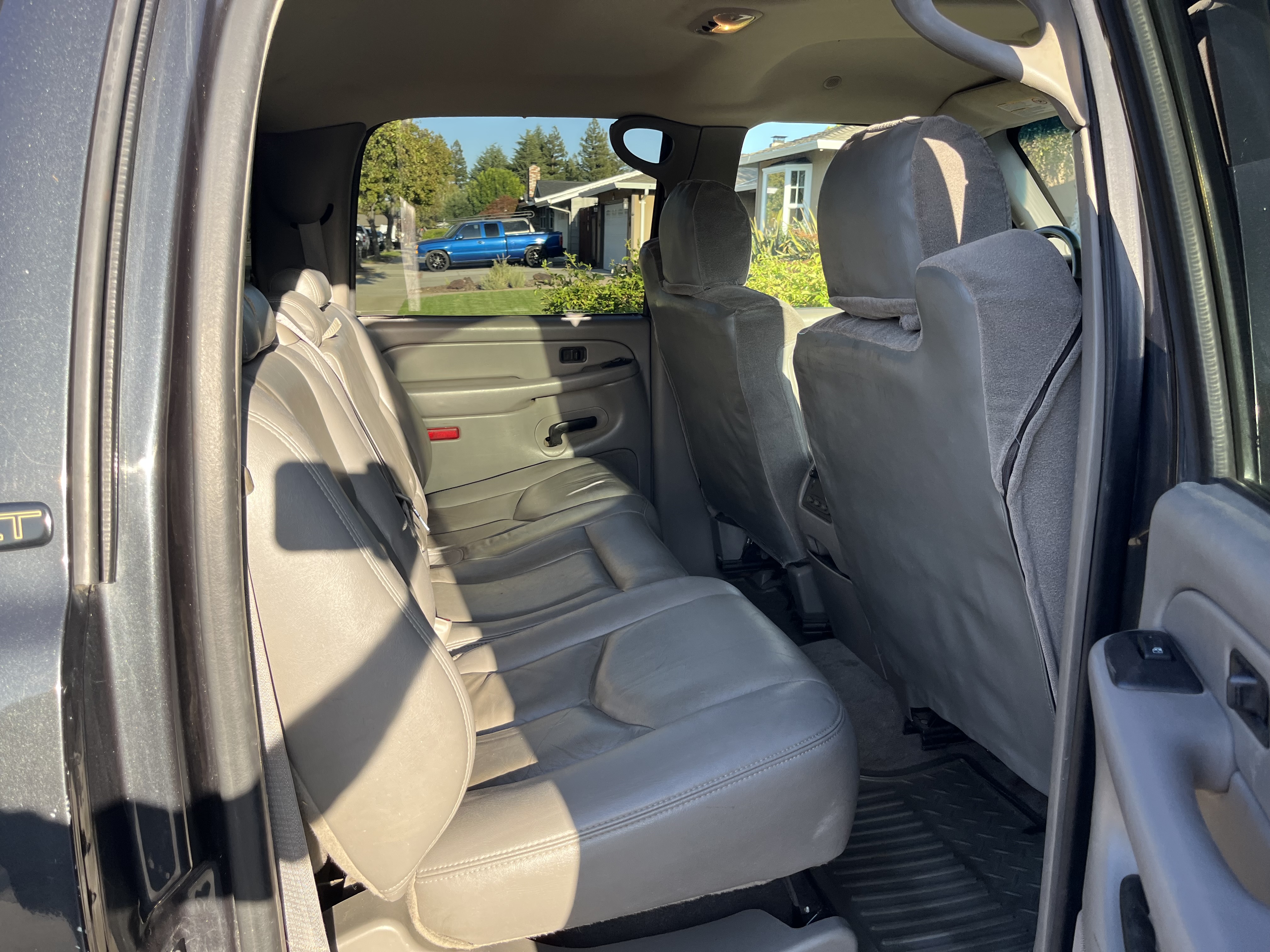 Used 2004 Chevrolet Silverado 2500 LT w/ Skid Plate Package AWD/4WD image 14