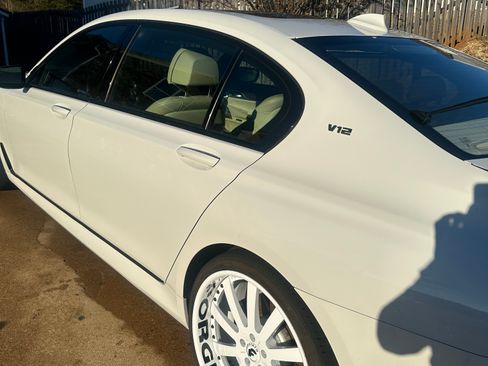 Used 2017 BMW 750i image 6