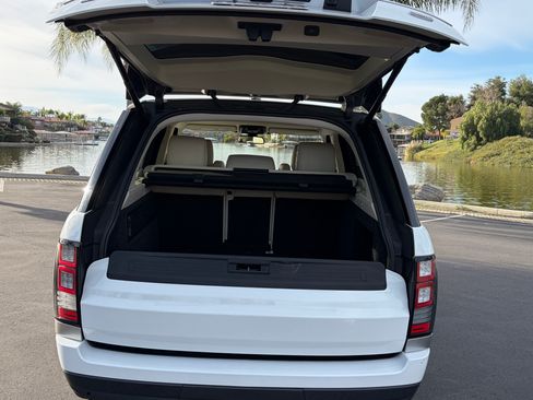 Used 2015 Land Rover Range Rover Supercharged image 21