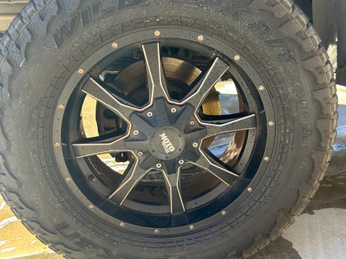 Used 2012 RAM 3500 Laramie w/ Protection Group image 8