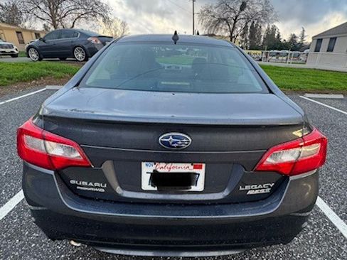 Used 2017 Subaru Legacy 2.5i Premium image 8