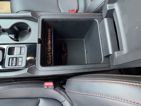 Used 2025 Honda Pilot TrailSport image 16