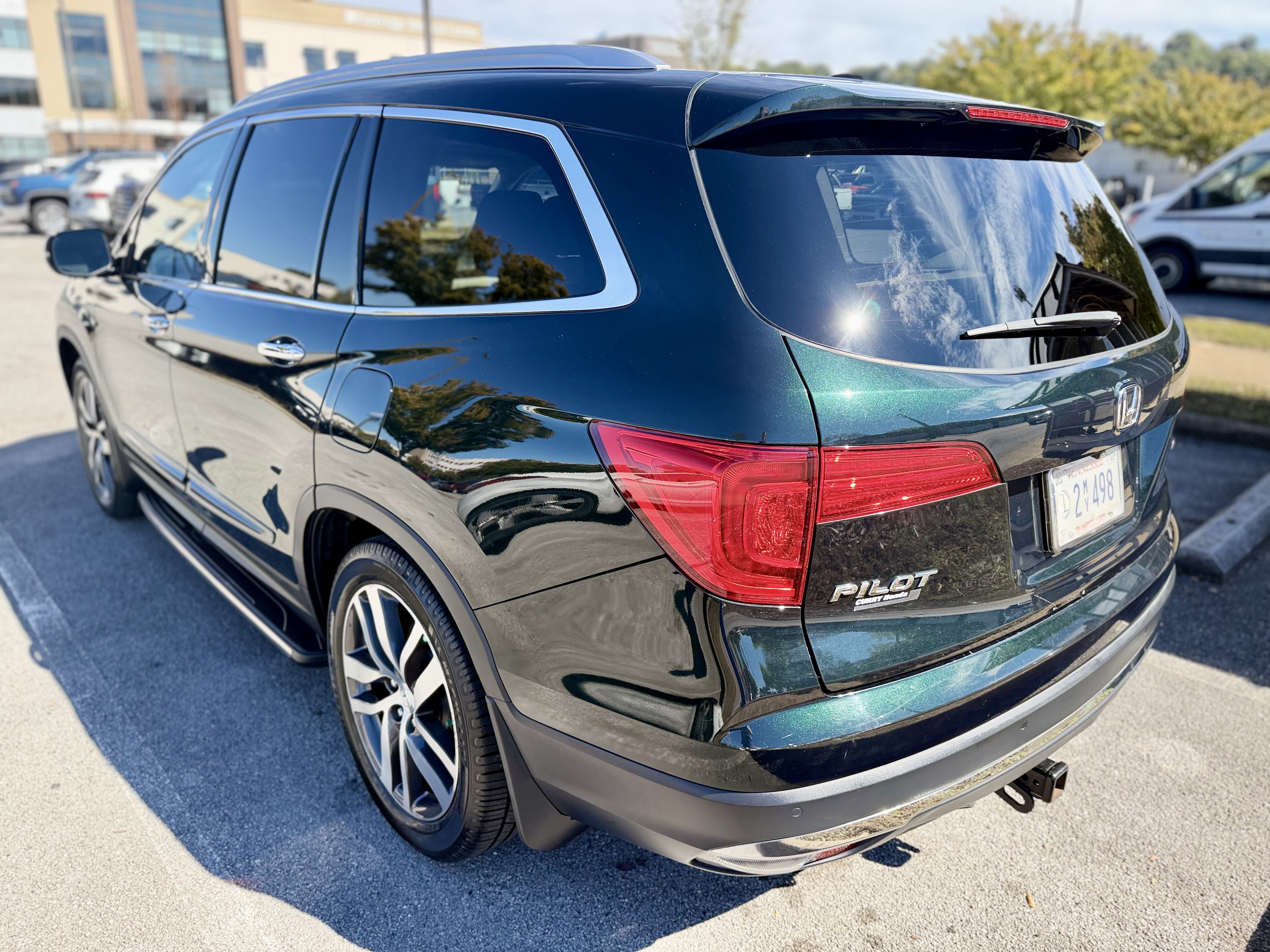 Used 2017 Honda Pilot Touring image 11