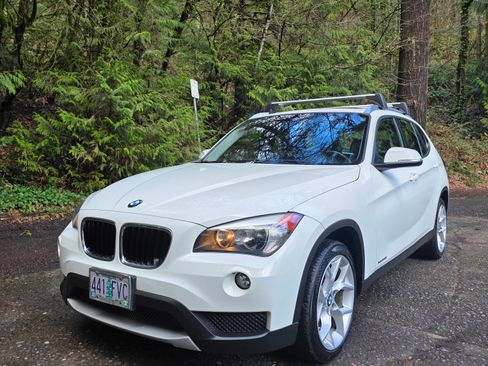 Used 2013 BMW X1 xDrive28i image 1