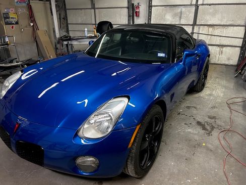 Used 2006 Pontiac Solstice Convertible w/ Premium Package image 6
