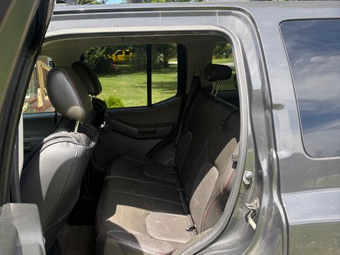 Used 2011 Nissan Xterra PRO-4X w/ Pro-4x Leather Pkg AWD/4WD image 20