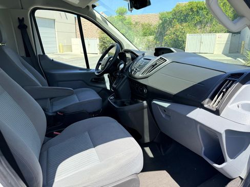 Used 2019 Ford Transit 350 XLT RWD image 16