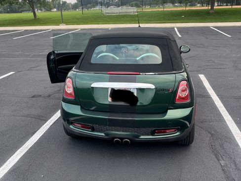 Used 2011 MINI Cooper S FWD image 2