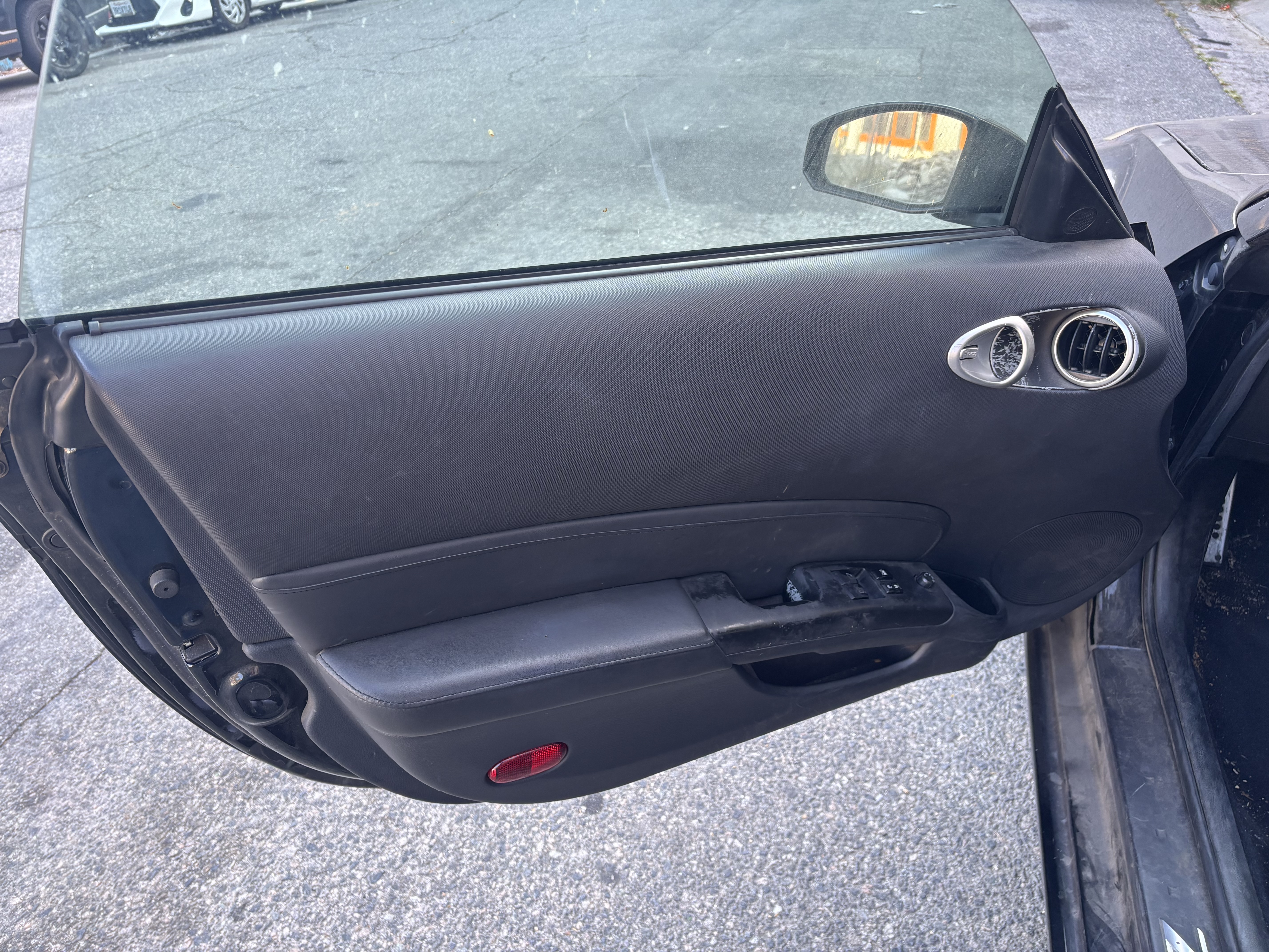 Used 2008 Nissan 350Z Enthusiast RWD image 12
