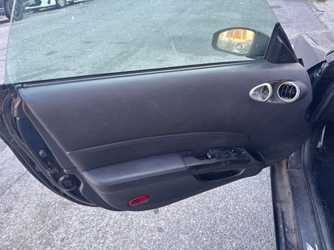 Used 2008 Nissan 350Z Enthusiast RWD image 12